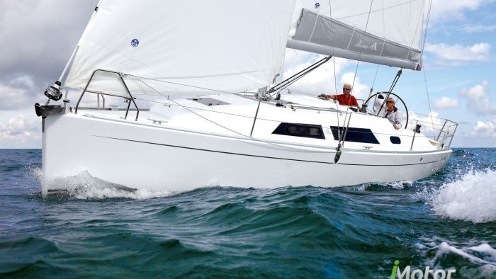 Hanse Yachts 325